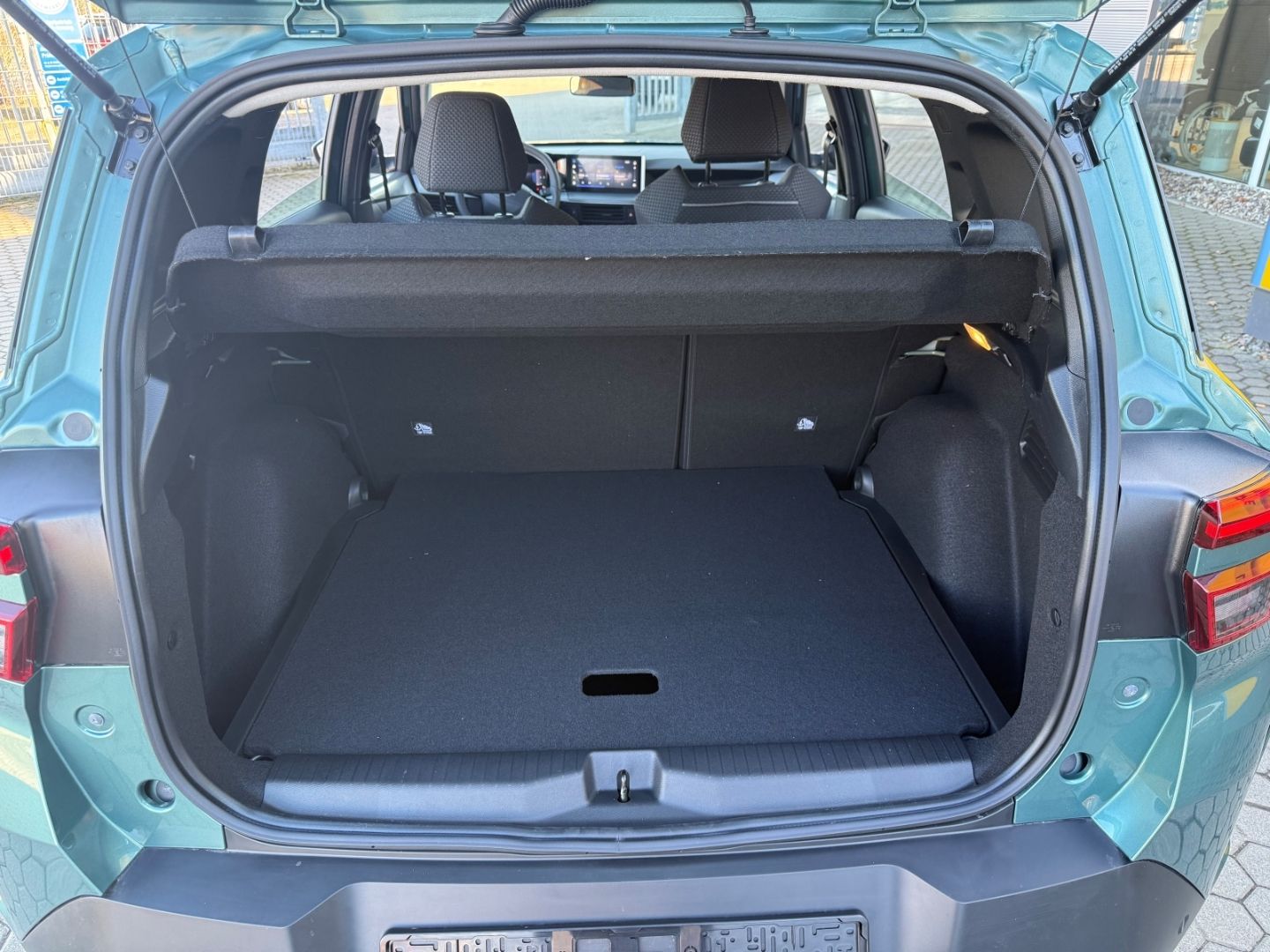 Fahrzeugabbildung Opel Frontera 1.2 Edition SHZ+LHZ+Kamera+Allwetter