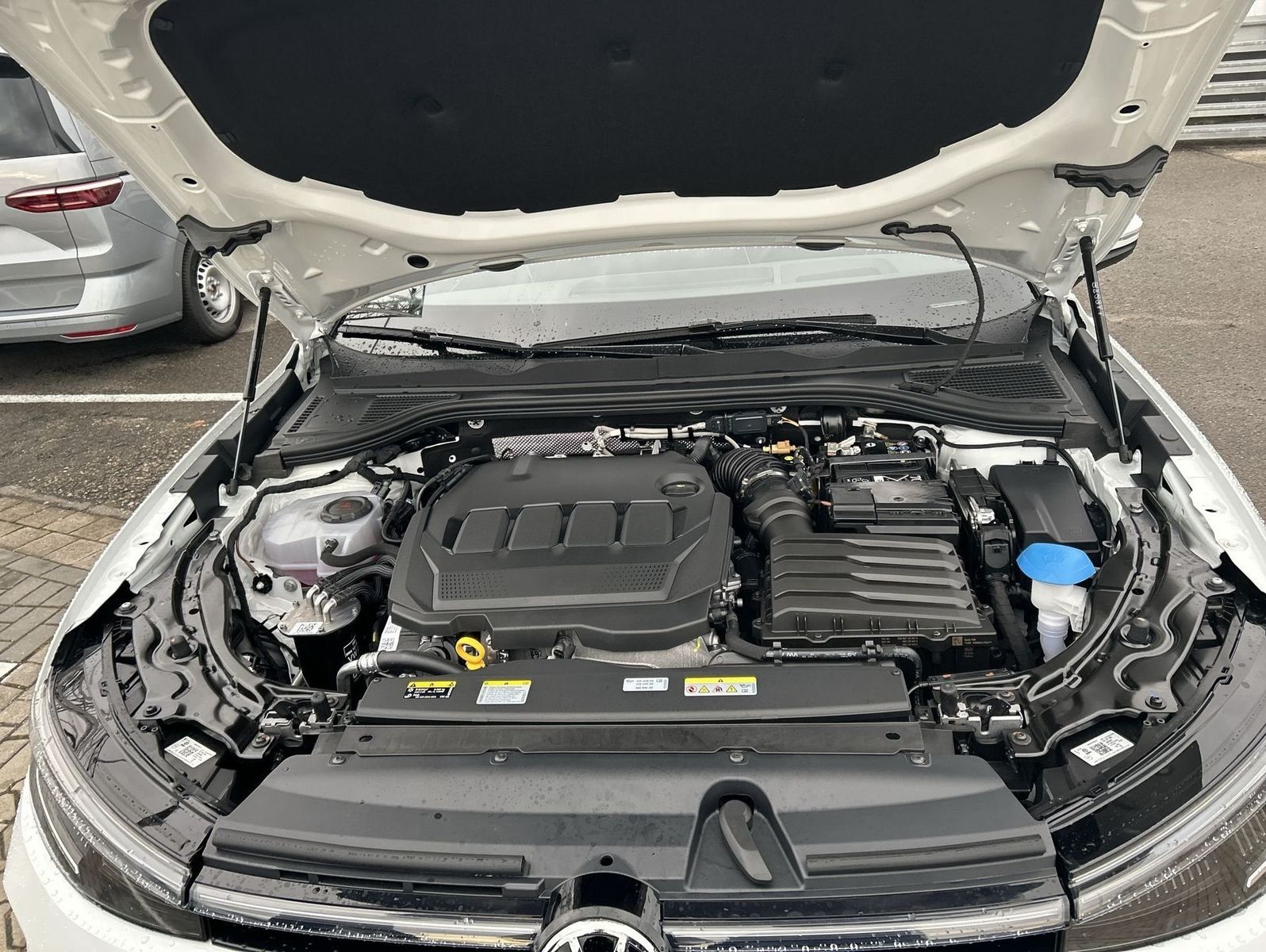 Volkswagen Passat - Bild 11
