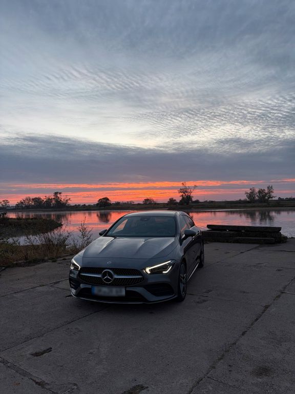 Image of Mercedes-Benz CLA 200