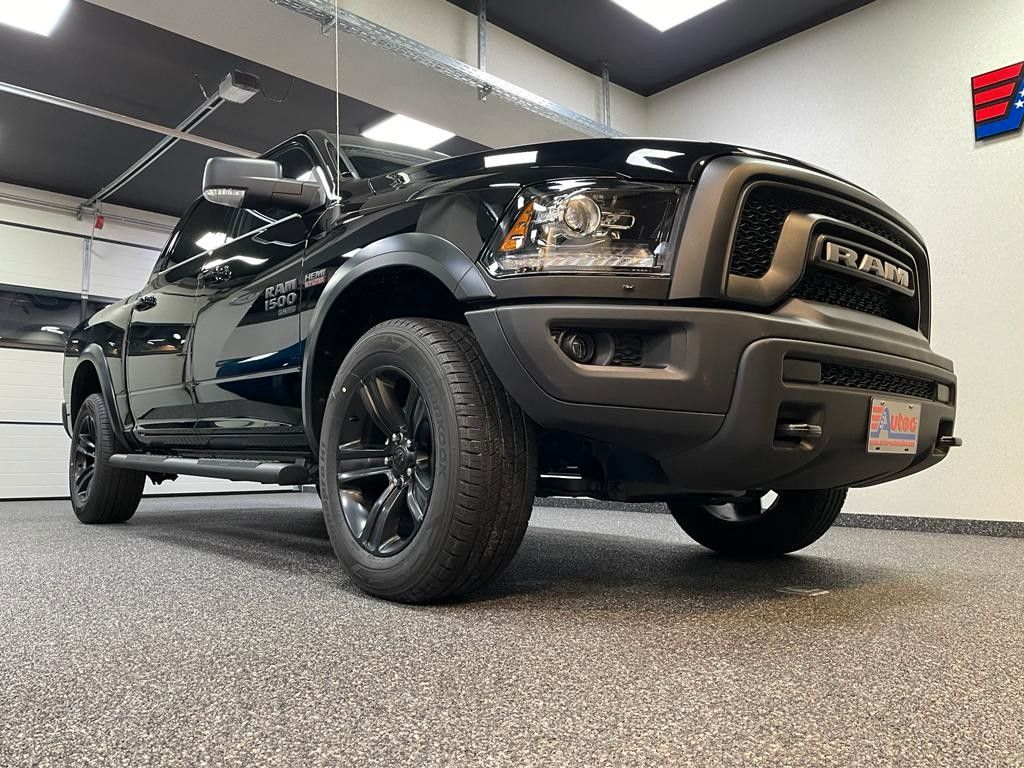 Fahrzeugabbildung Dodge 2023 WARLOCK CREW CAB HEMI 4x4 SOFORT!