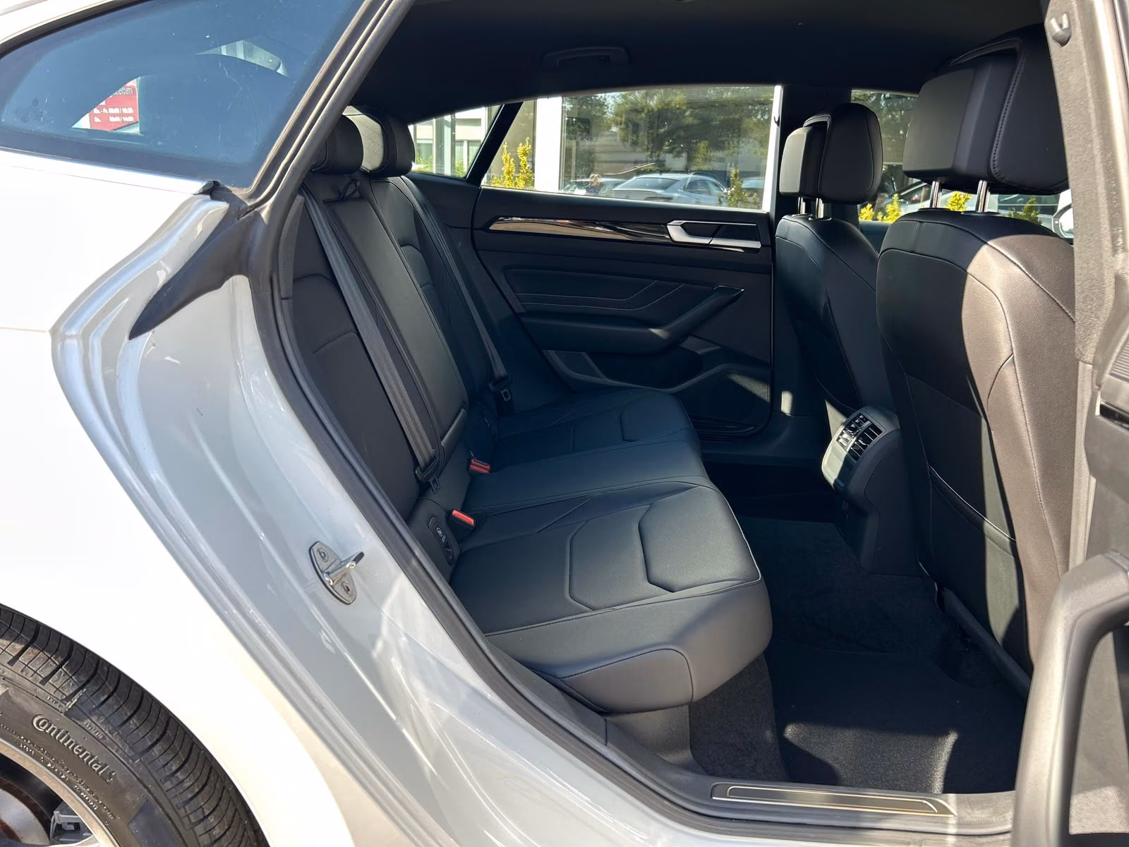 Volkswagen Arteon 2.0 TSI R-Line TAGESZUL 60 % unter UPE