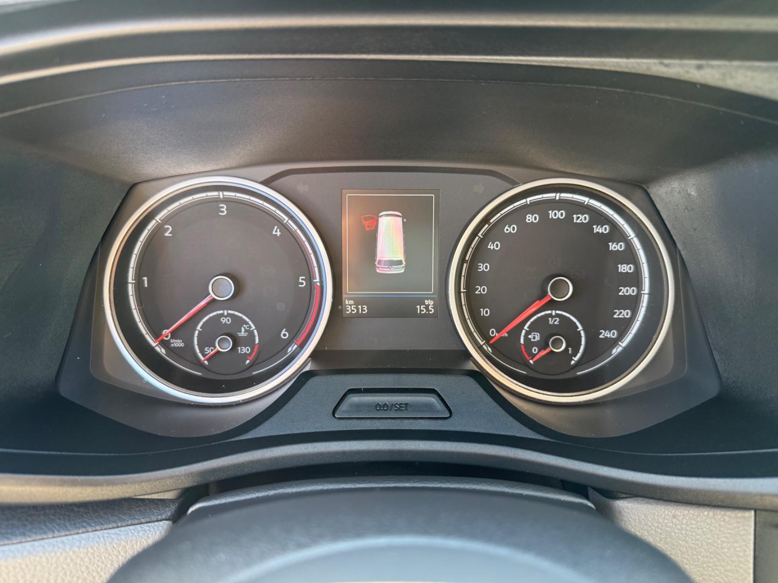Volkswagen T6.1 Transporter 2.0 TDI LED KAMERA TEMPOMAT STH