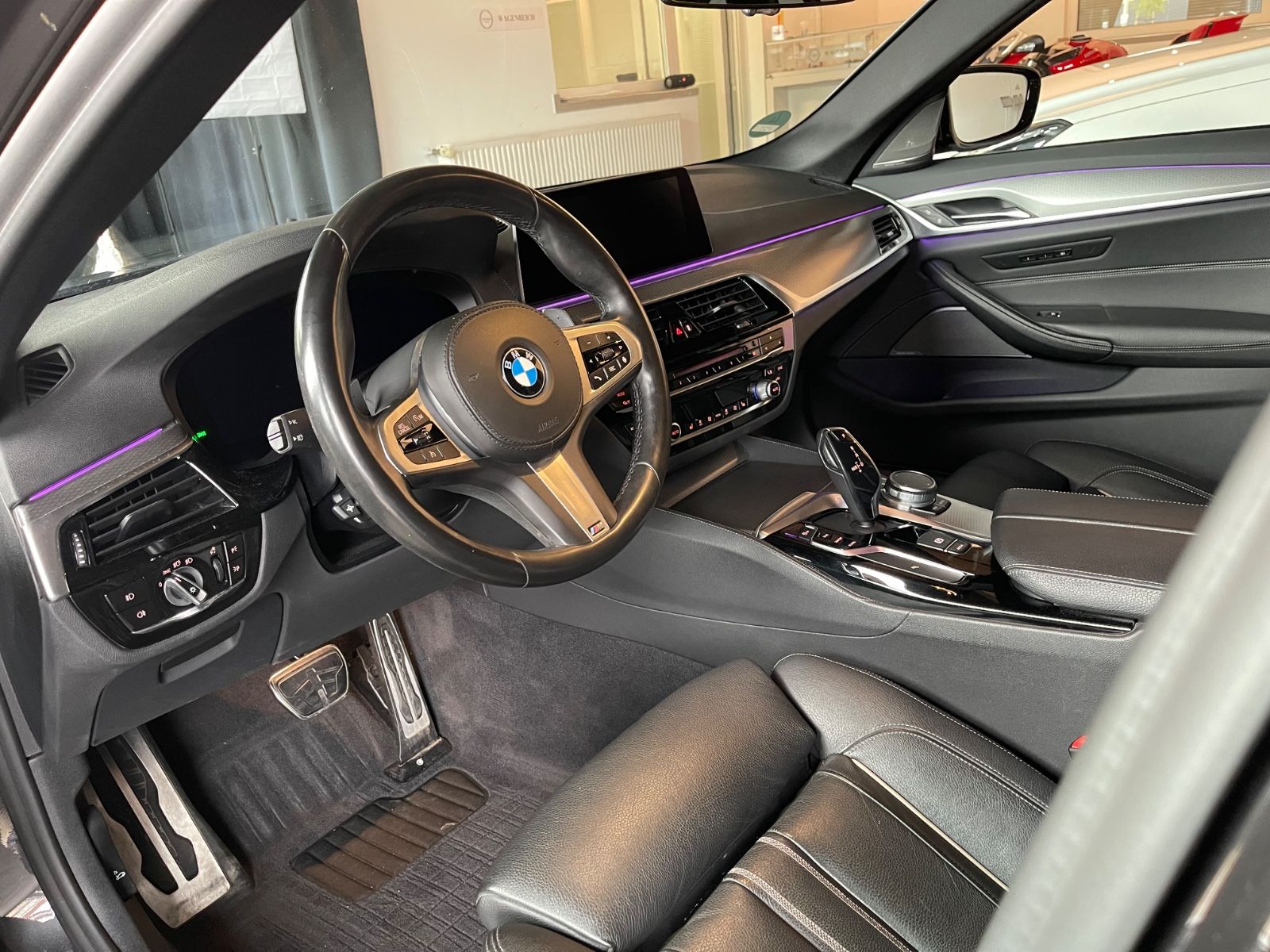 BMW 530D M Sport| Panorama | Head-Up | Harman Kardon foto 3