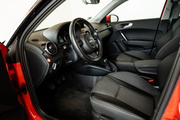 Fahrzeugabbildung Audi A1 Sportback Sport 1.0 TFSI