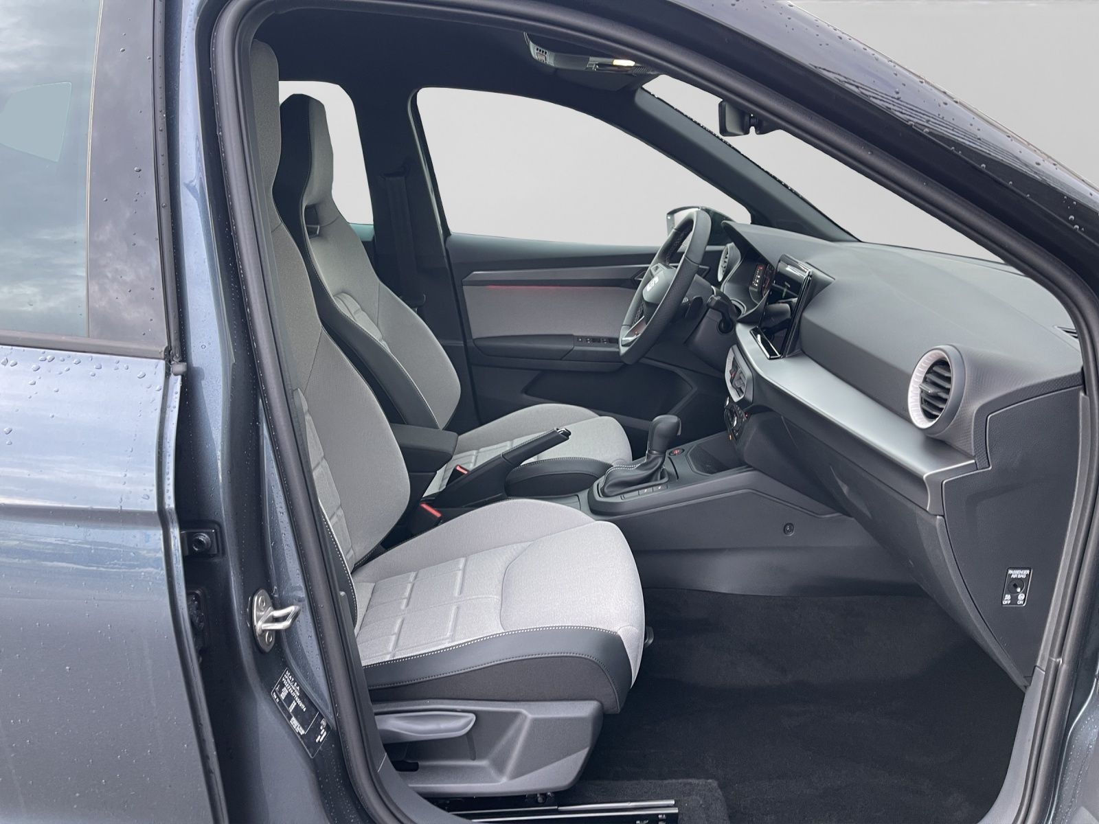 Seat Arona - Bild 4