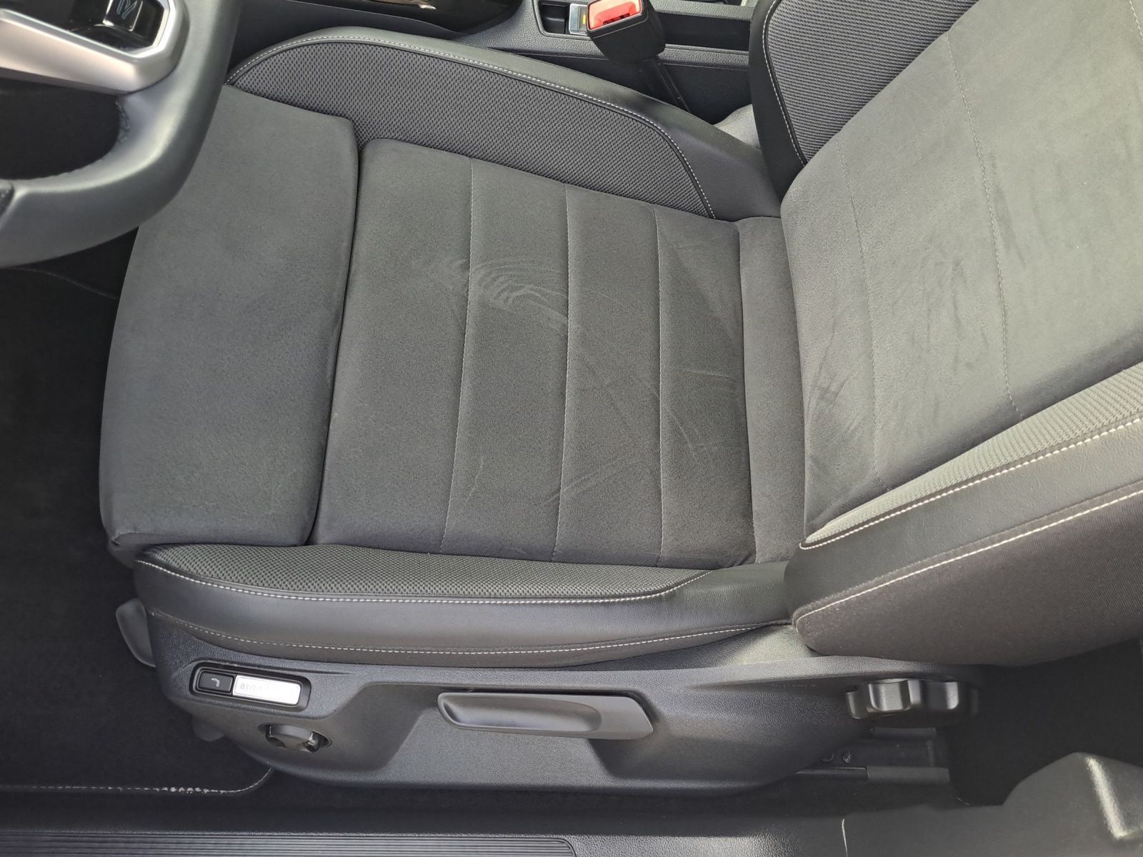 Volkswagen T-Roc - Bild 21