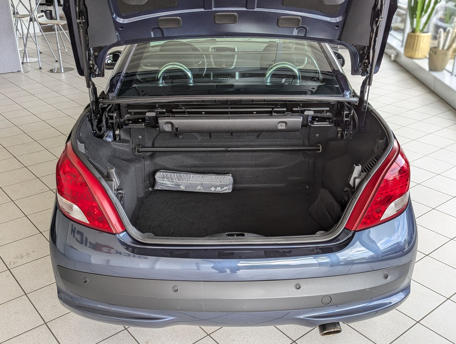 PEUGEOT 207 1.6 Active Windschott Klima Sitzheizung - Image 22