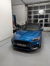 Ford Focus 2,3 EcoBoost ST Styling-Paket Turnier ... - Ford Focus mit Panoramadach