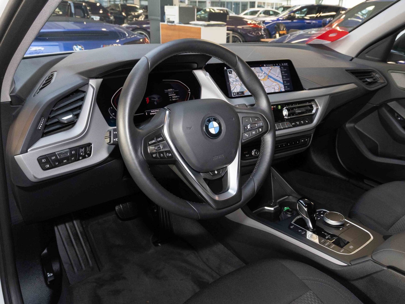 BMW 118 - Bild 4