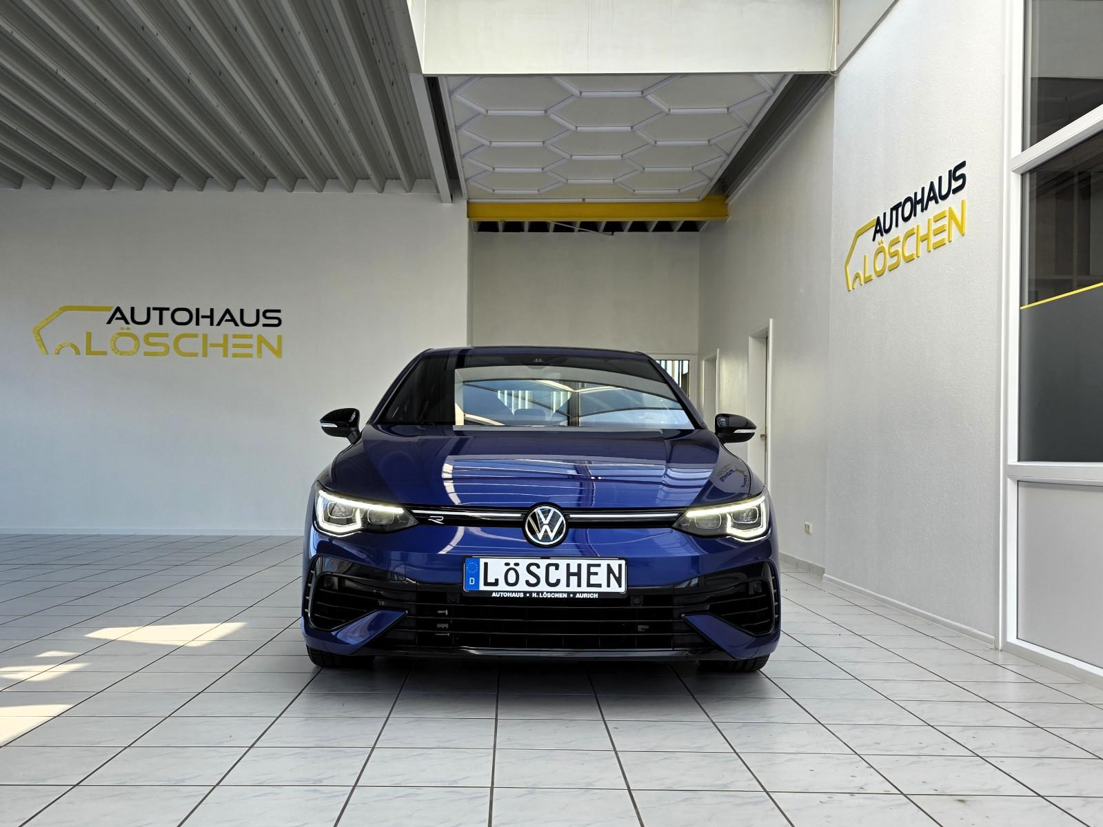 Volkswagen Golf VIII Limo R 4Motion Black Style Akrapovic