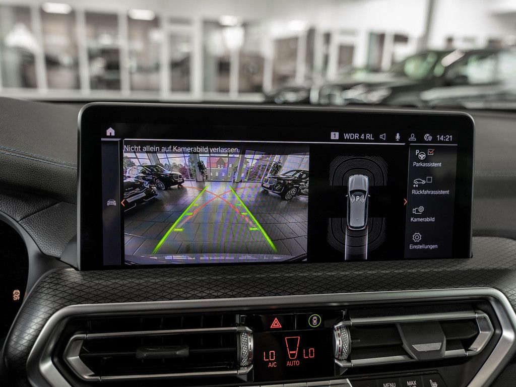 BMW X3 xDrive20d M-Sport FACEL. PANO AHK LED W-LAN foto 19