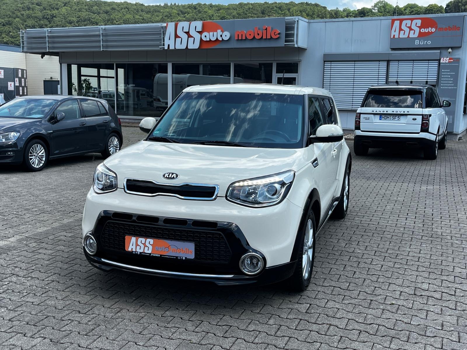 Kia Soul-UEFA Euro 2016/Lenkradh/Kamera/Sitzh/Klimat