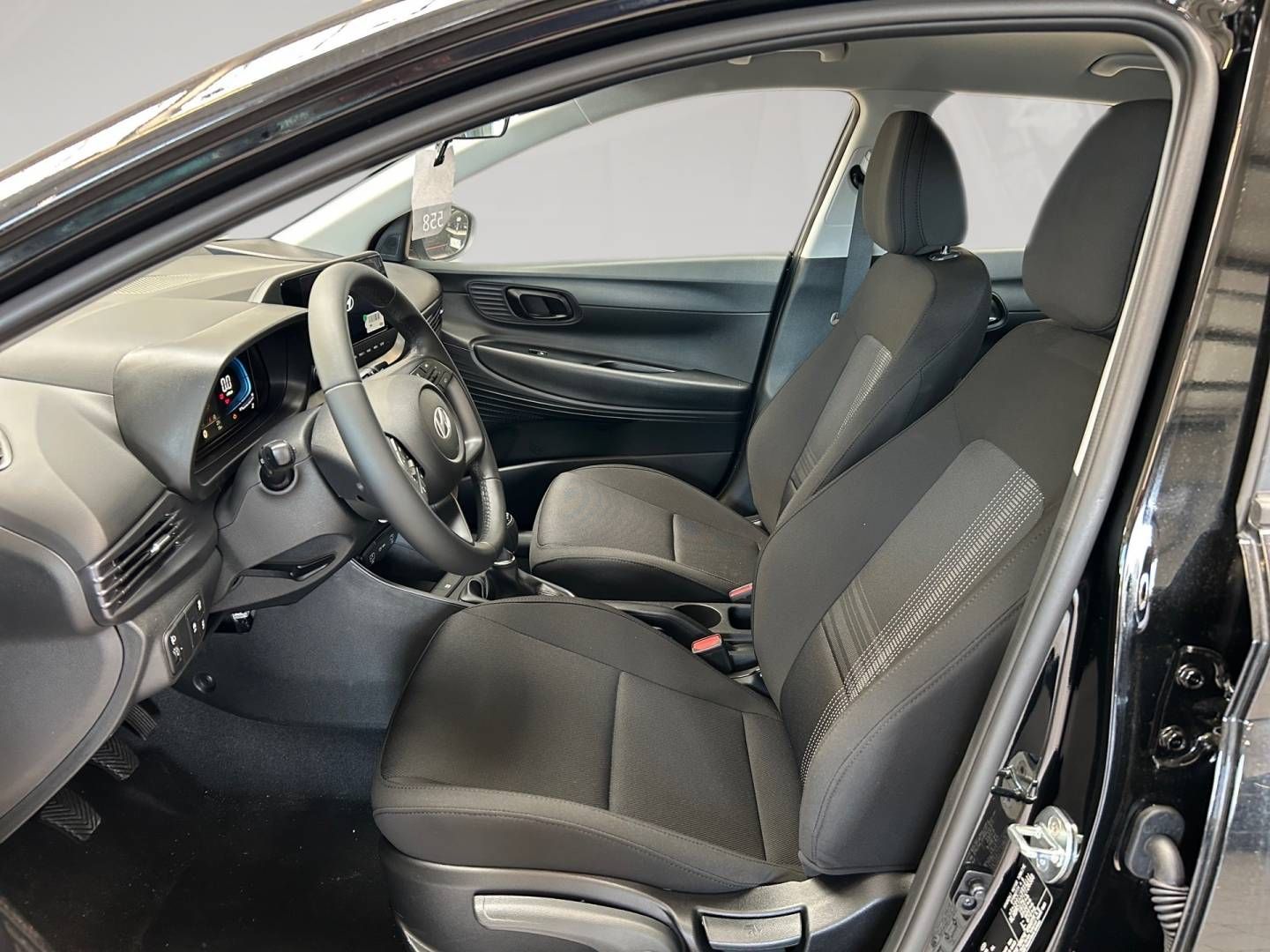 Fahrzeugabbildung Hyundai i20 FACELIFT| (90 PS) | CarPlay