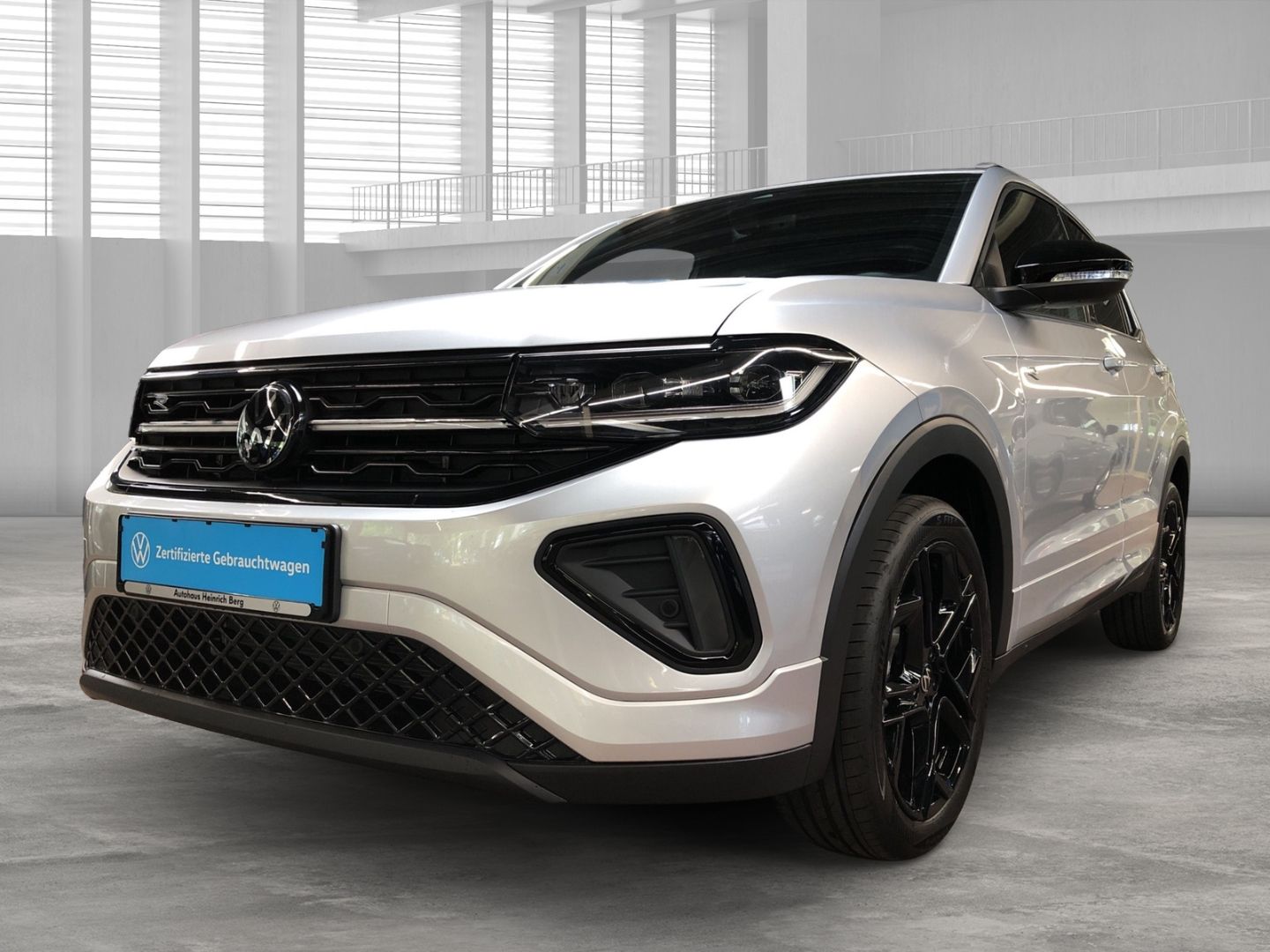 Volkswagen T-Cross R-Line 1.0 TSI DSG Sportpaket AHK-abnehm foto 4