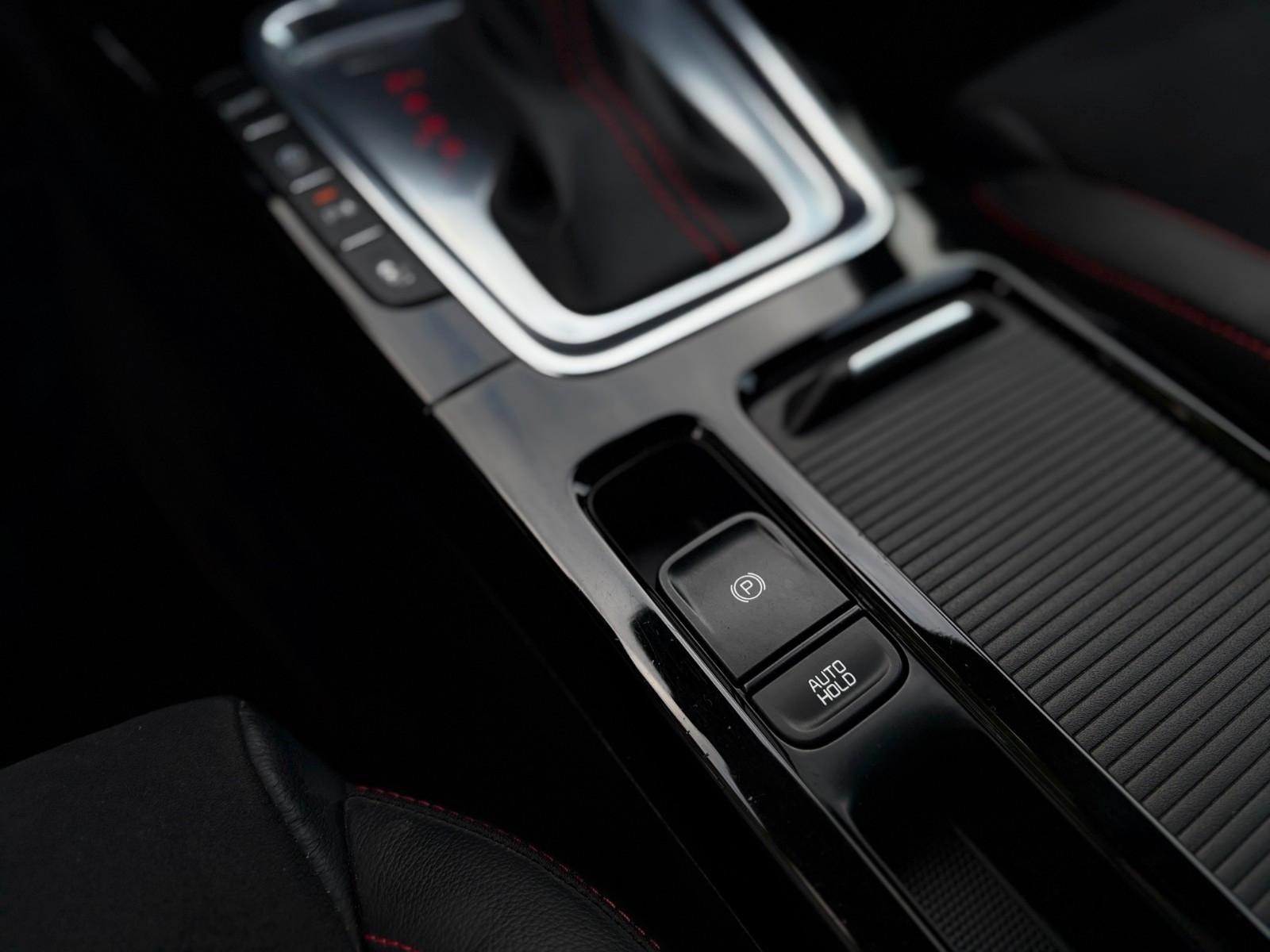 Kia ProCeed GT /LED/ACC/KEYLESS/LHZ/SHZ