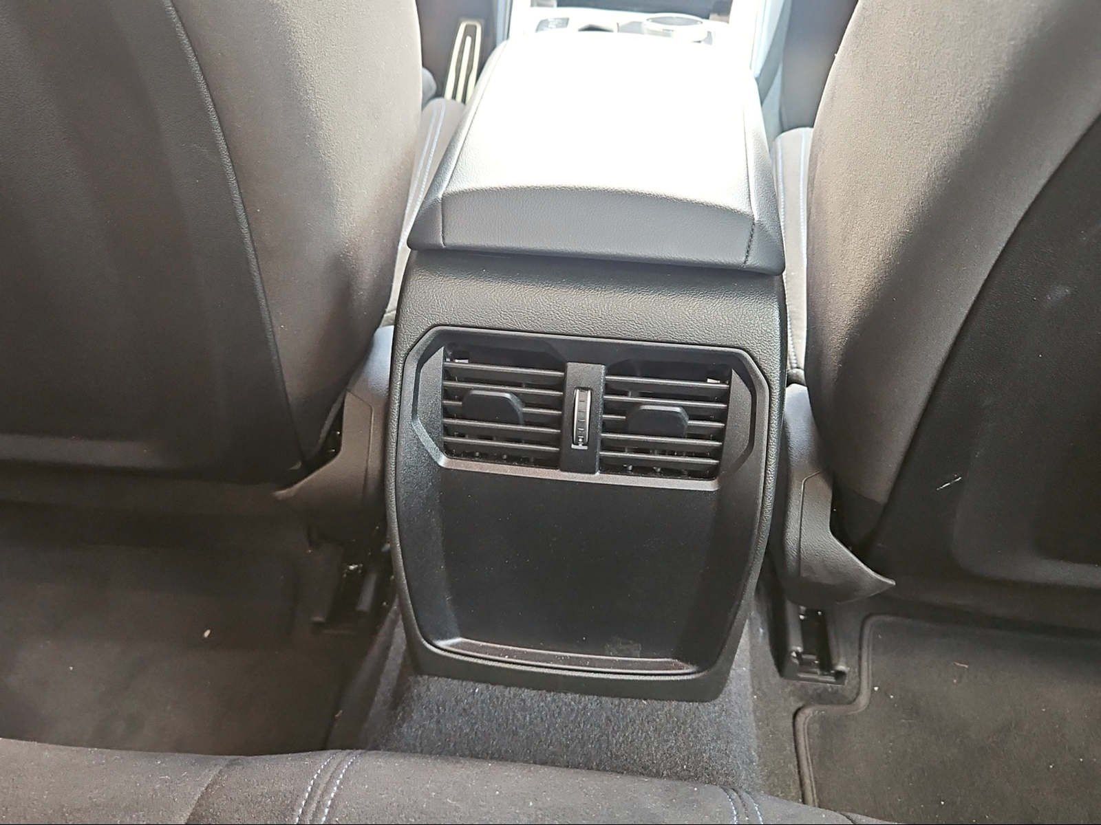 BMW 220 - Bild 18