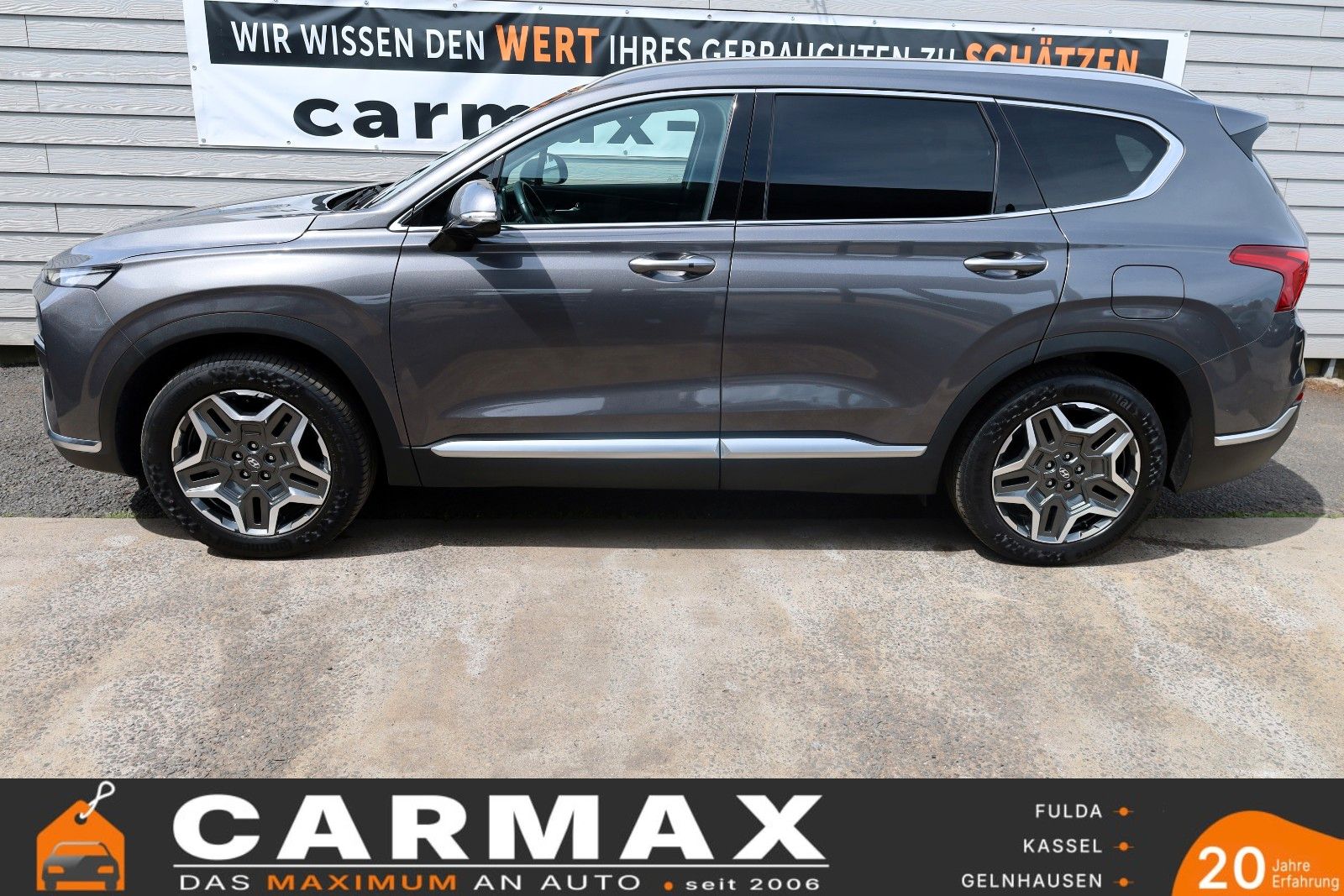 Fahrzeugabbildung Hyundai Santa Fe SHINE Hybrid 4WD Leder,Navi,Kamera,ACC