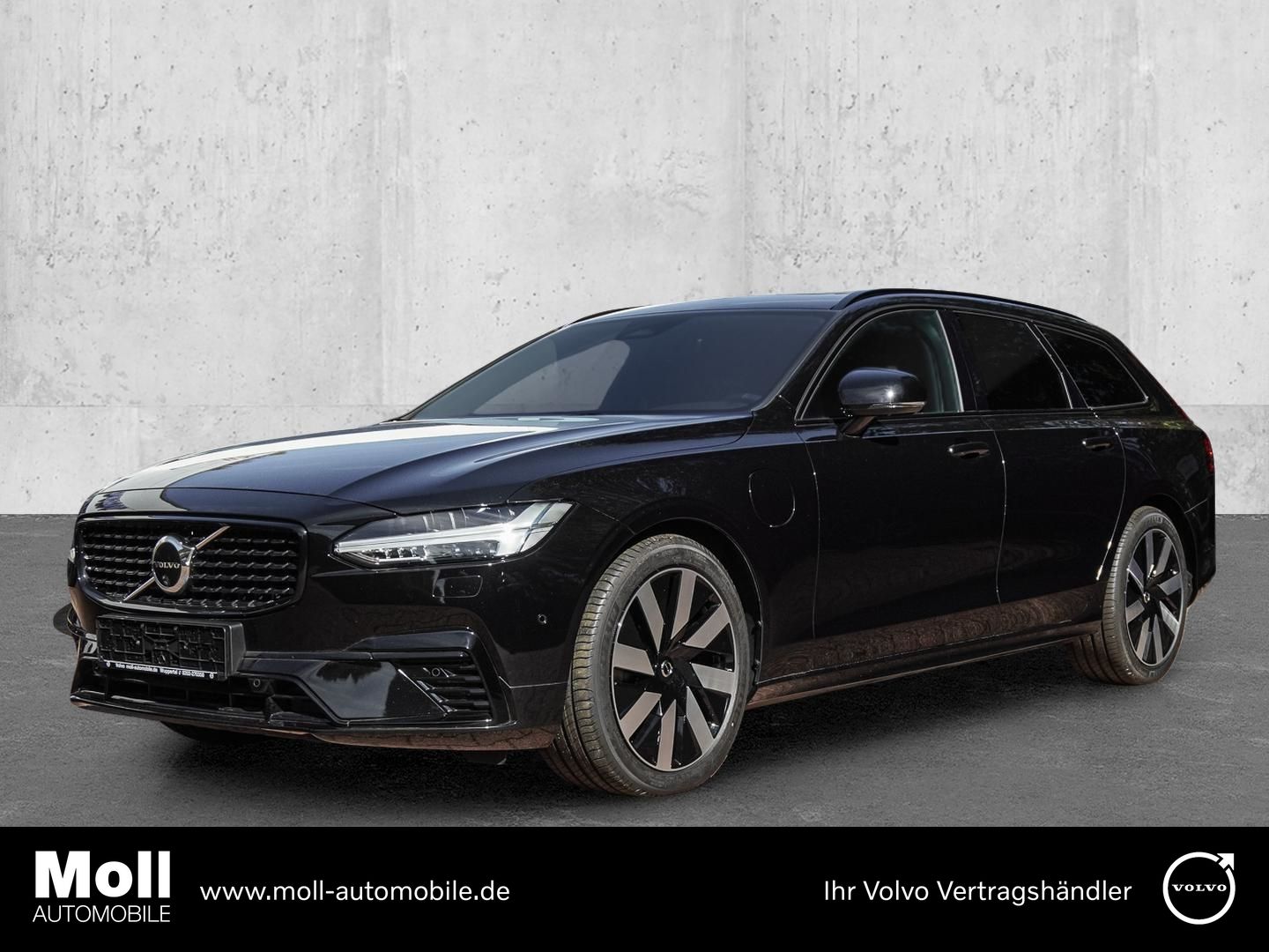 Volvo V90 Kombi Plus Dark Recharge Plug-In Hybrid AWD 