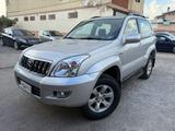 Toyota TOYOTA Land Cruiser 3.0 D-4D 16V cat 3 porte Sol - gebrauchte Toyota Land Cruiser aus dem Jahr 2003