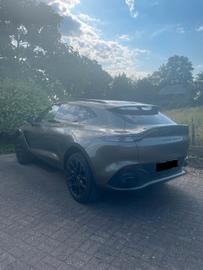 صورة 6 لـ 2021 Aston Martin DBX