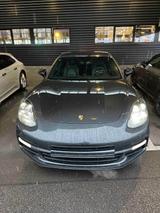 Porsche Panamera 4 E-Hybrid - Sitzheizung, Kamera, BOSE - Porsche Panamera mit Hybrid-Antrieb: Limousine