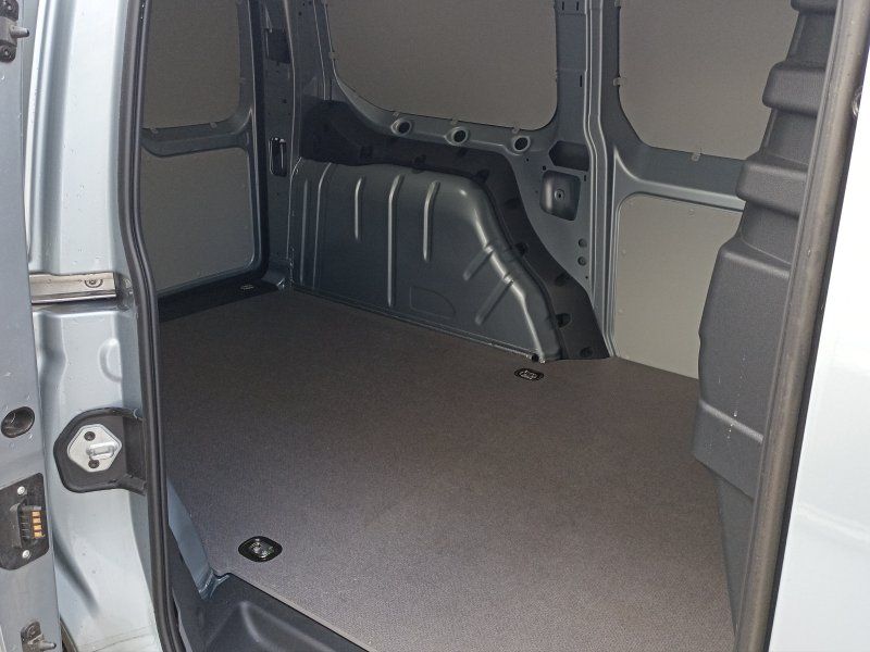 Fahrzeugansicht 17 Fahrzeugabbildung Volkswagen Caddy 2.0 TDI Cargo Maxi DSG ACC+SMART-LINK+PAR