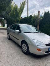 Ford Focus 1.8 Ghia - gebrauchte Ford Focus aus dem Jahr 2001