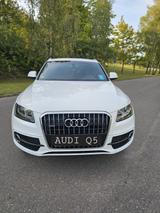 Audi Q5 2.0 TDI S tronic quattro - - Audi Q5 von privat