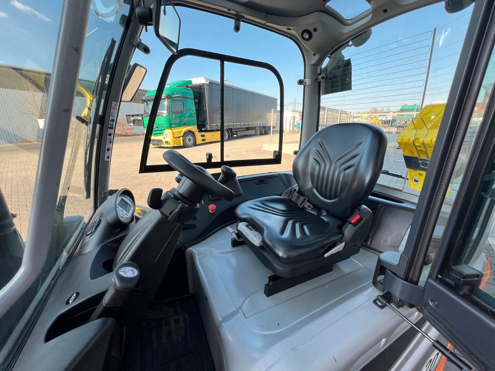 Fahrzeugabbildung Still RX60-30L/600 / nur 1.227h / Hubhöhe 3.6m / SS