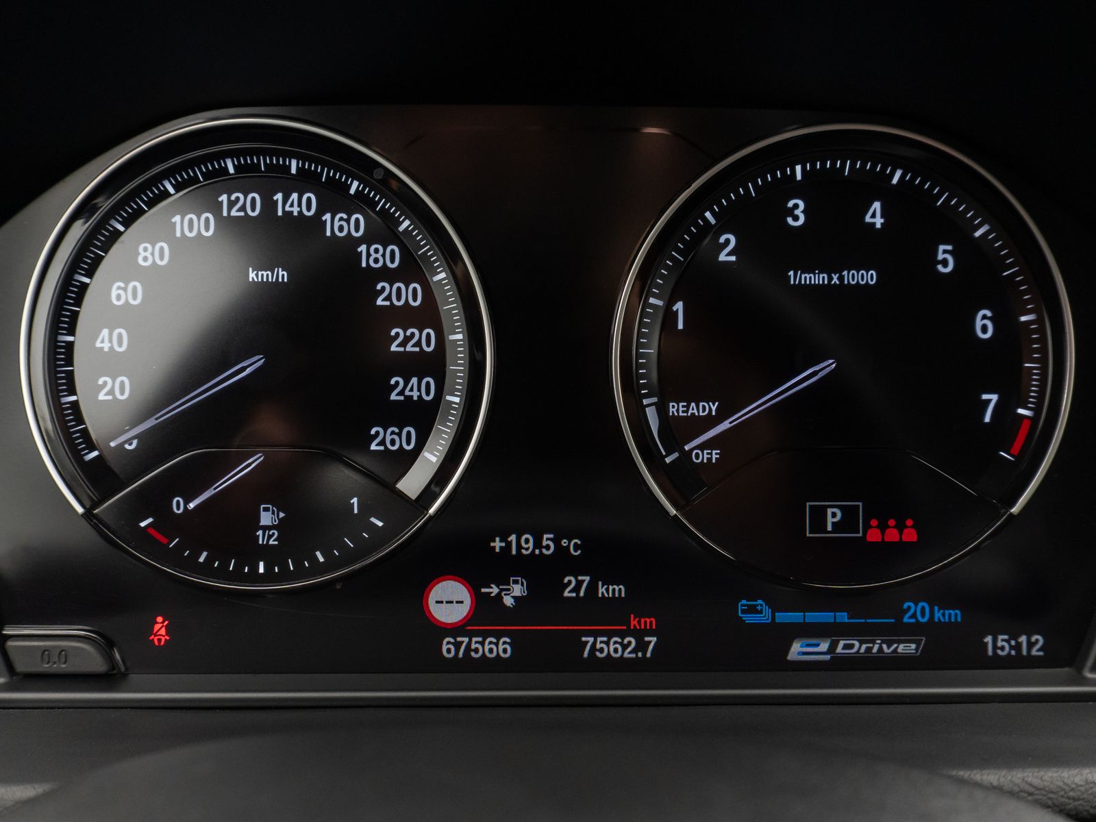 Fahrzeugabbildung BMW X1 xD25e Parkassist DAB LED Geschwindigkeitsreg