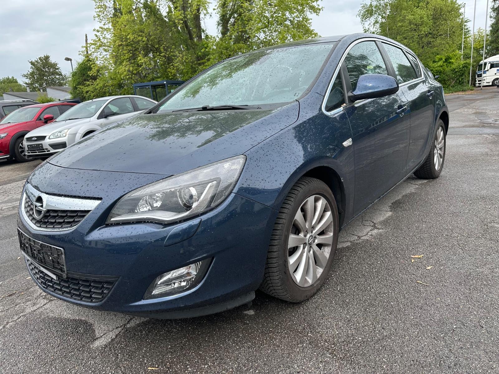 Opel Astra J Lim. 5-trg. Innovation