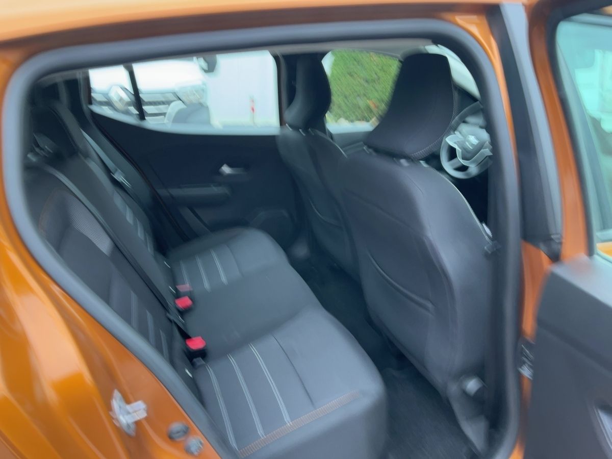 Fahrzeugabbildung Dacia Sandero Stepway Comfort TCe 100 LPG LPG - mit KI generiert/bearbeitet