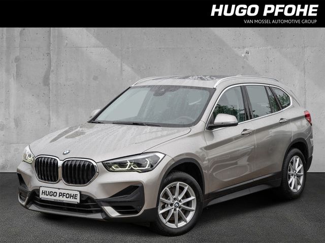 BMW X1 xDrive20i Aut. Advantage. Panodach. LED Adapt