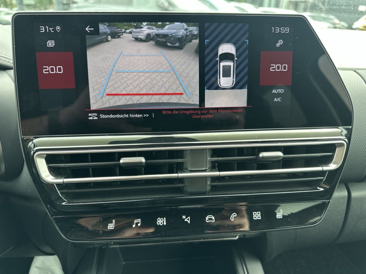 Fahrzeugabbildung Citroën C5 AIRC HYBRID 136 e-DSC6 e-SERIES - mit KI generiert/bearbeitet