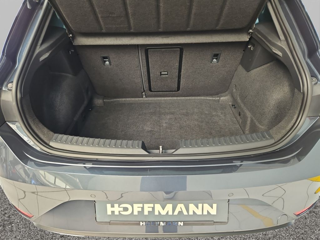 Fahrzeugabbildung SEAT Leon 1.5 eTSI ACT OPF DSG FR