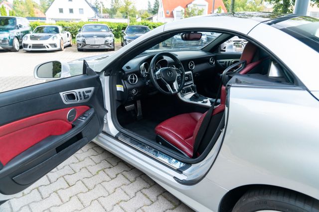 Mercedes-Benz SLK 350 BlueEfficiency/ AIRSCARF/ H&K/ PANO