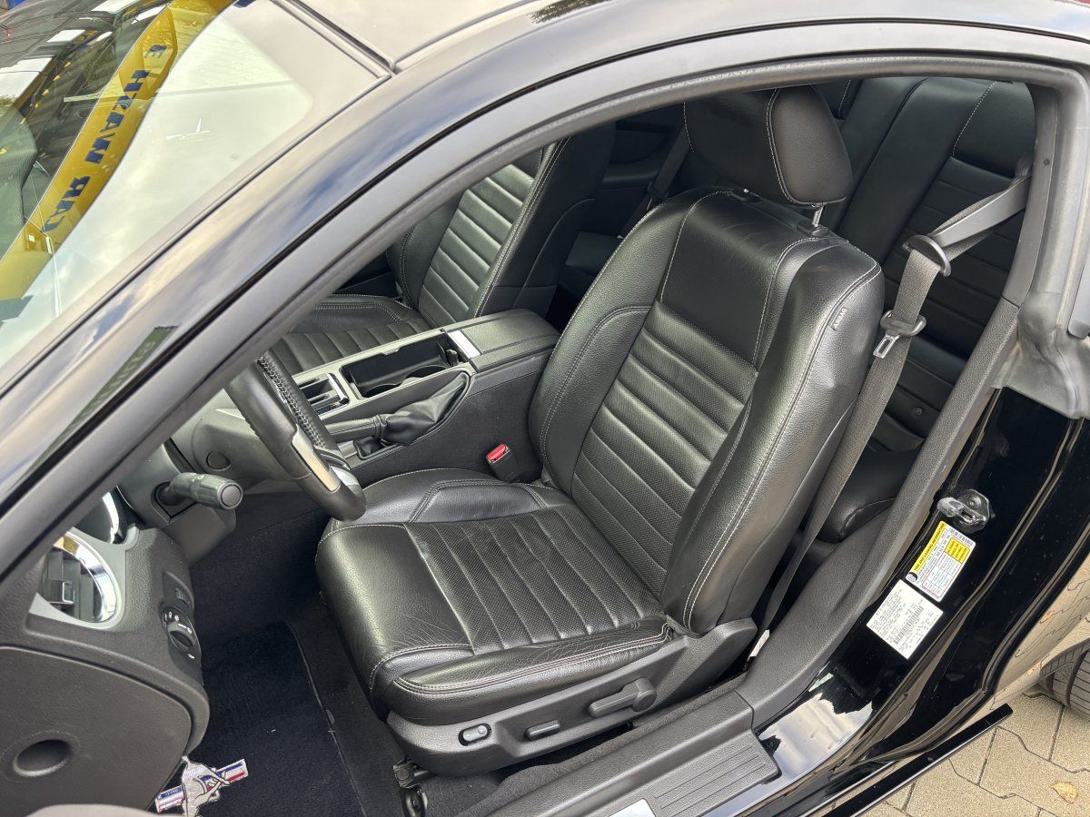 Ford Mustang (GT Premium Unfallfrei/1.Hand/Shelby 20Zo)