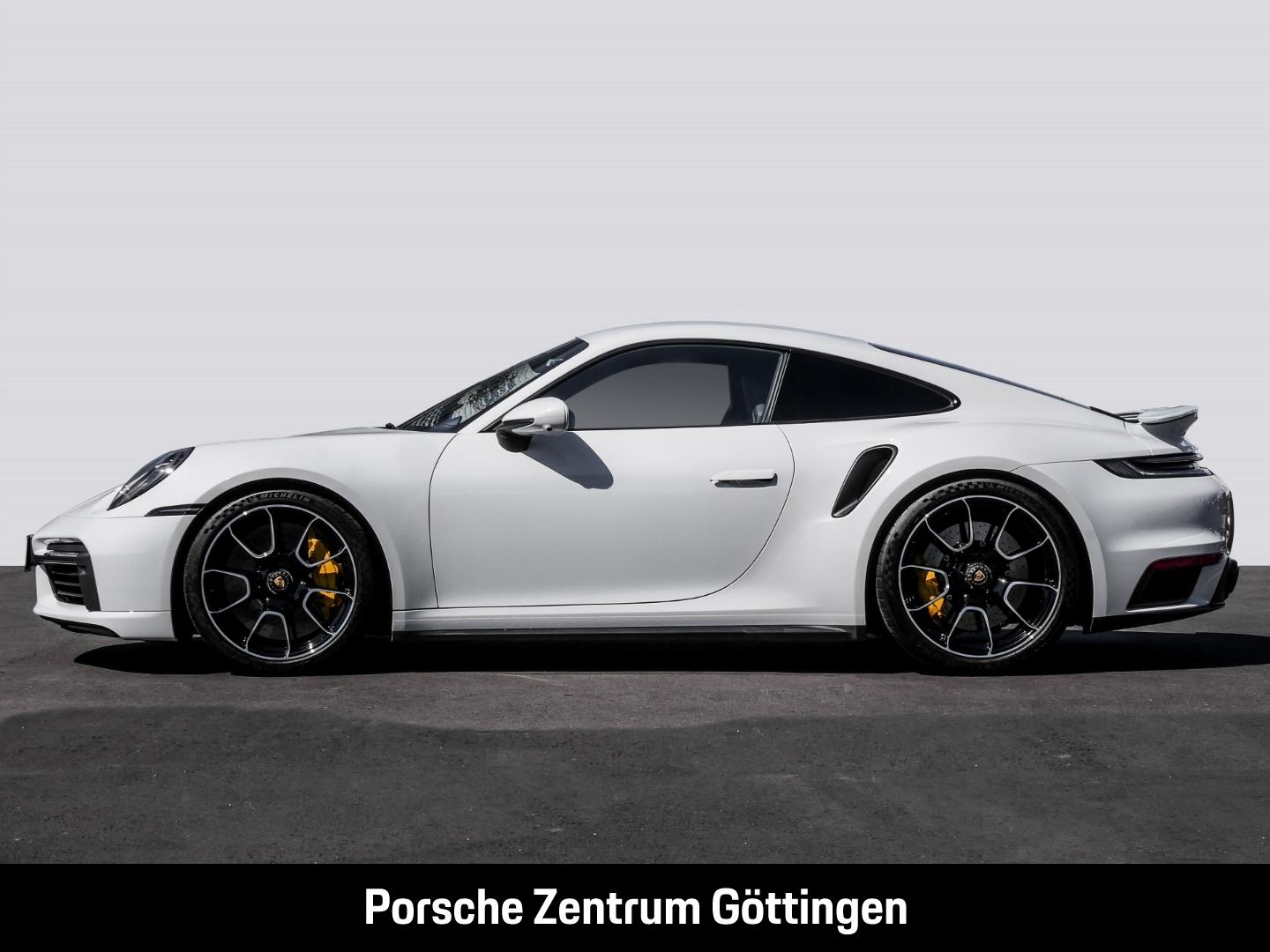 Porsche 992 911 Turbo S BOSE Sportabgasanlage HA-Lenkung