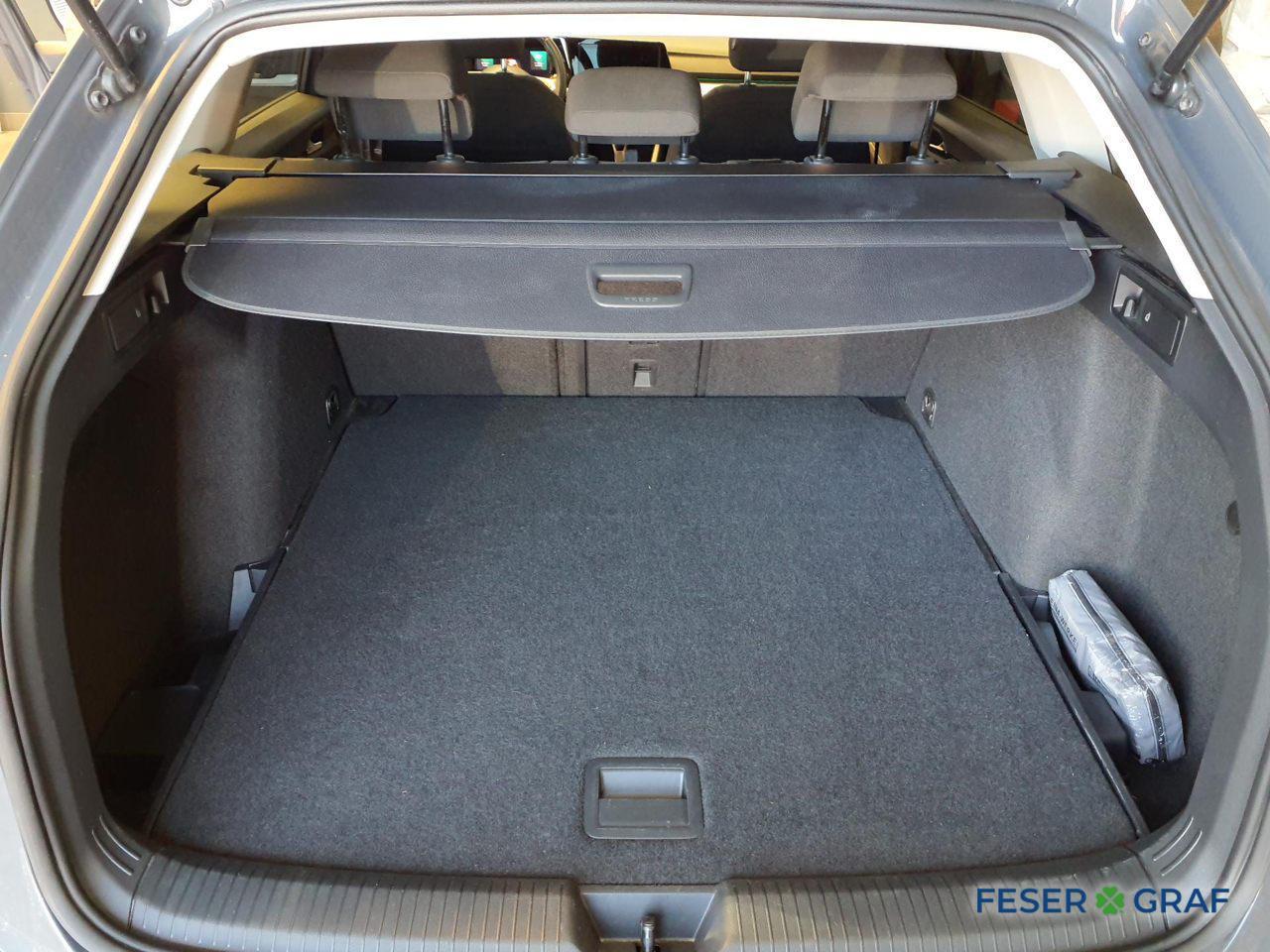 Volkswagen Golf VIII Variant Life 2.0 TDI Navi PDC SHZ, миниатюра 8