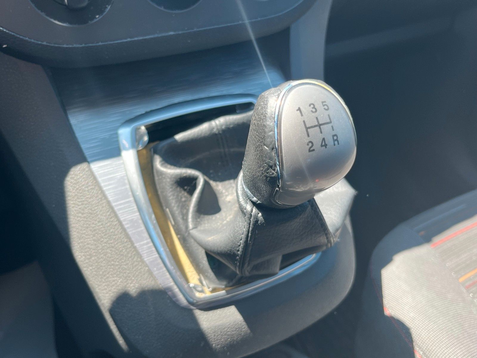 Fahrzeugabbildung Ford C-MAX 1.6 Style Klima TÜV 03/2026 AllWetter AHK