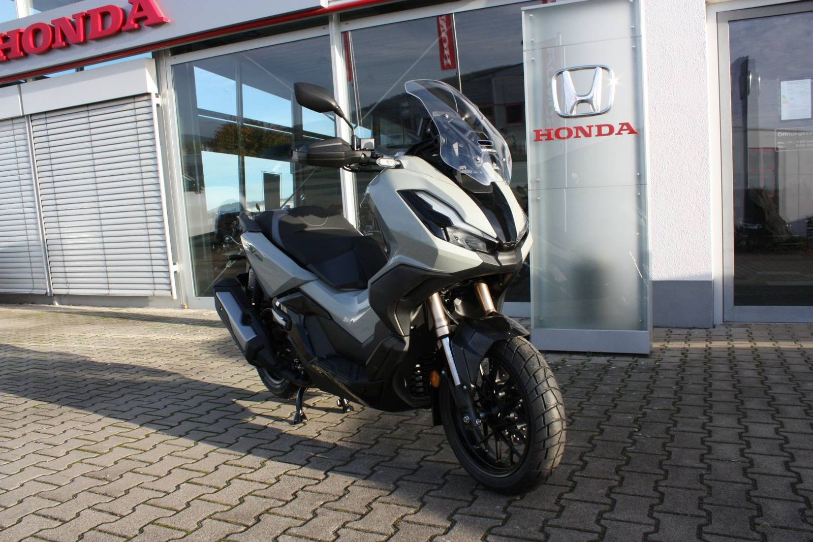 Fahrzeugabbildung Honda ADV 350  MY2024
