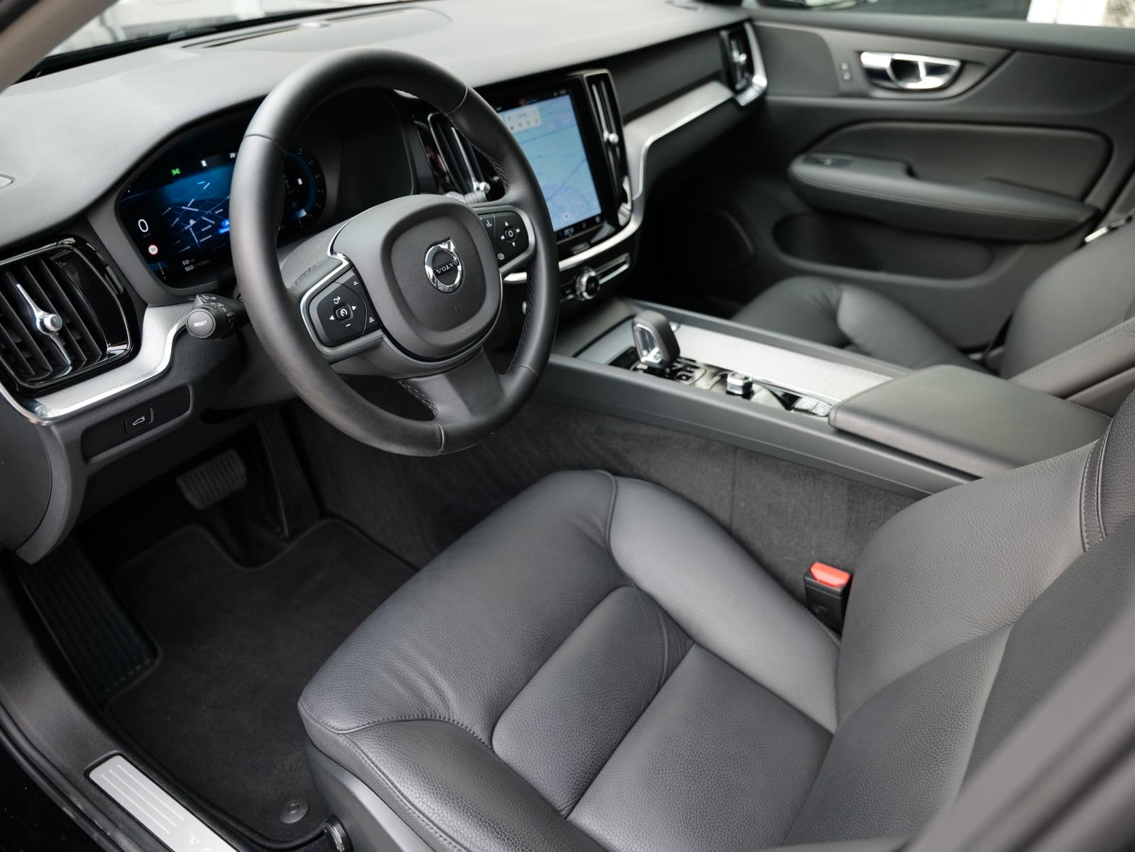 Volvo V60 B4 Core LEDER+NAVI+4xSHZ+KEYLESS+PDC+CAM, миниатюра 12