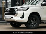 Toyota Hilux Double Cab 4x4 Aut. 2.4 D-4D Comfort, AHK - Toyota Hilux mit Diesel-Antrieb: Allradantrieb