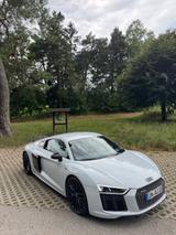 Audi R8 5.2 FSI plus S tronic quattro -