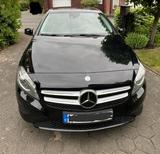 Mercedes-Benz A-Klasse A 180 Automatik Benzin 103.000km 2015 - Mercedes-Benz: 1.0
