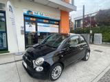 Fiat FIAT 500 1.0 Hybrid Dolcevita neo patentati - mit Hybrid-Antrieb: Violett, Limousine