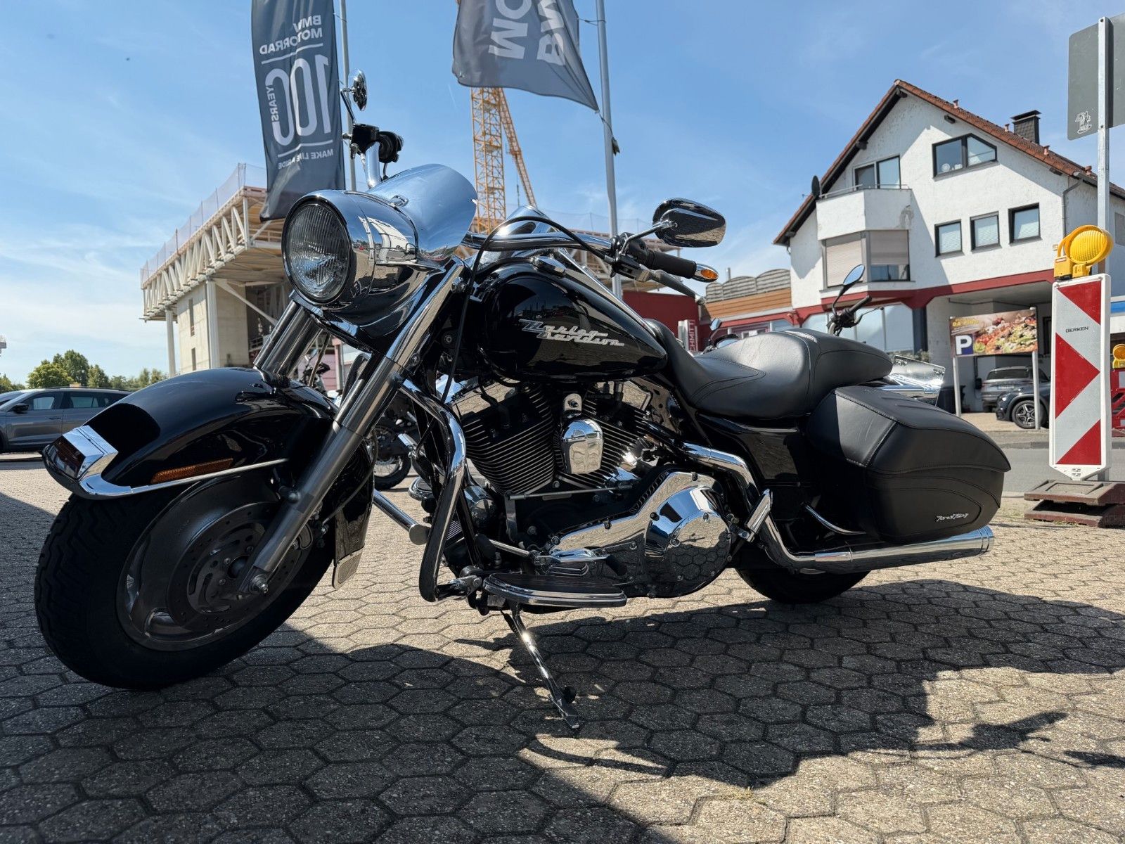 Fahrzeugabbildung Harley-Davidson Road King inkl.Jekill Hyde
