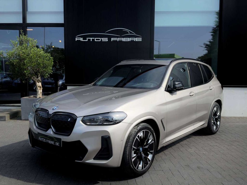 Image of BMW iX3