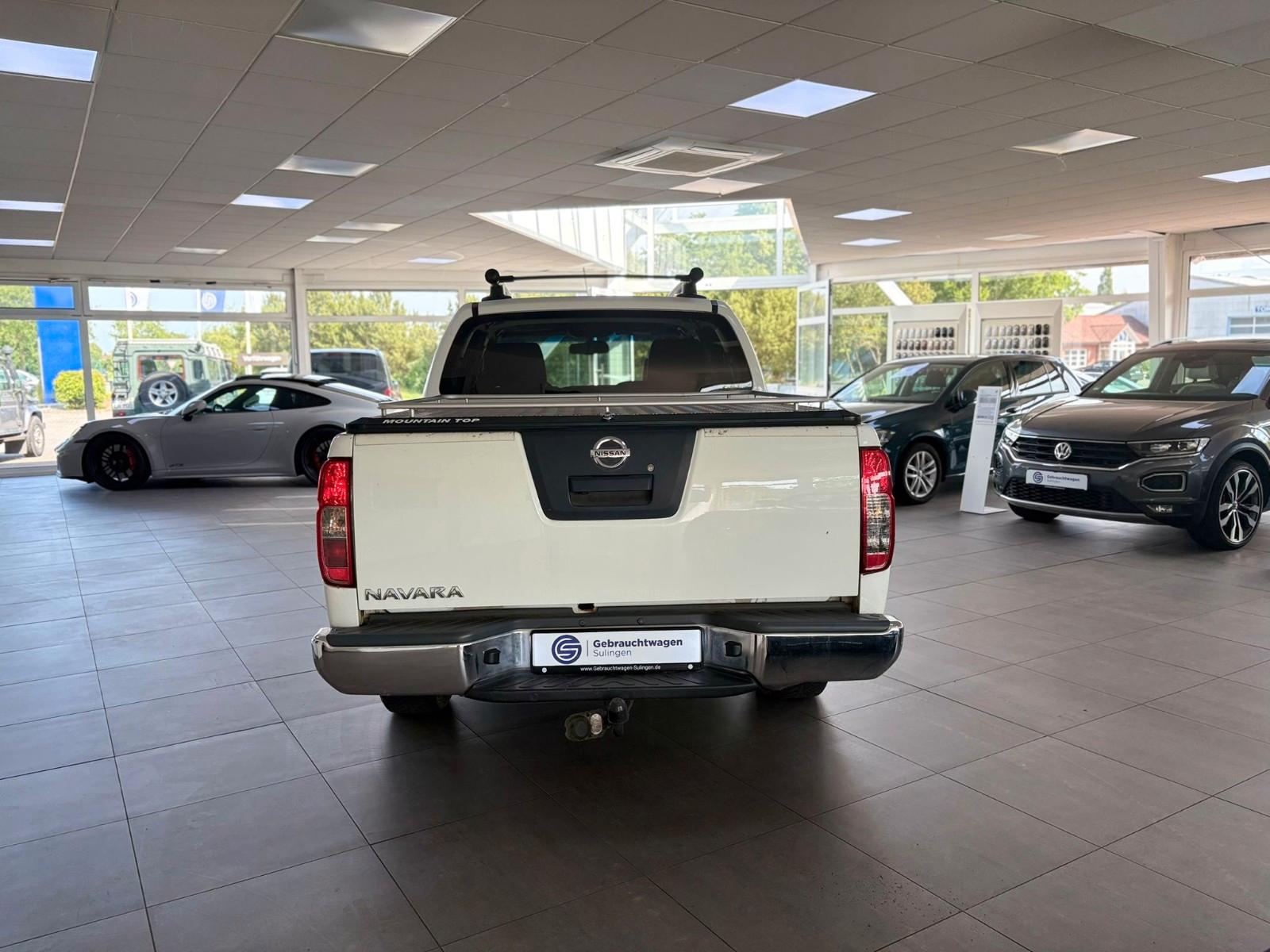 Nissan Navara Double cabine 3.0 231ch - Attelage - Régulateur - Ecran tactile - Sièges chauffants