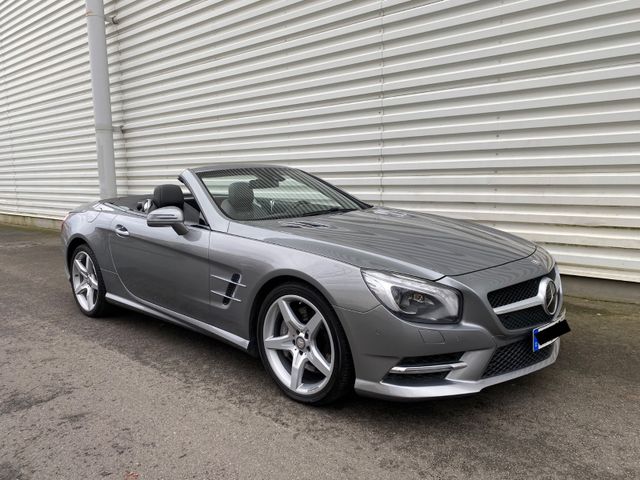 Mercedes-Benz SL 500 AMG Designo Harman Airscarf Splitview